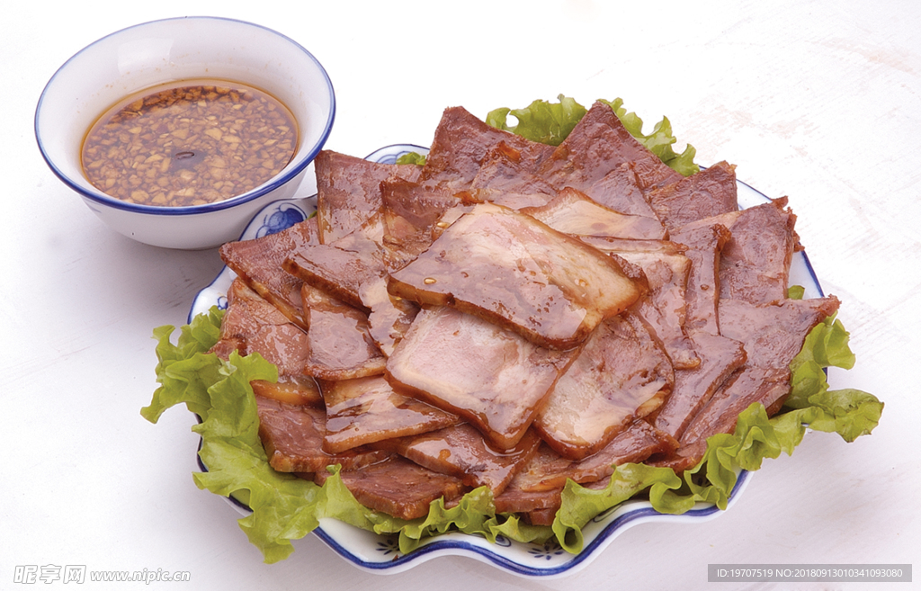 酱肘子