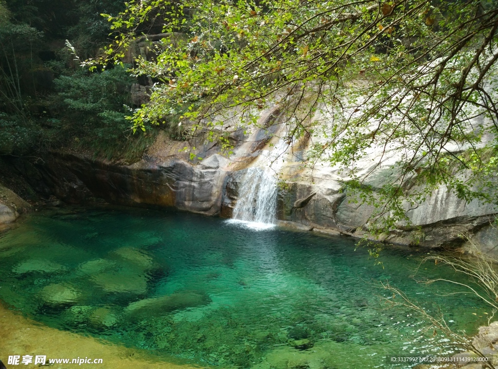 山谷美景