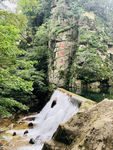 红枫潭瀑布