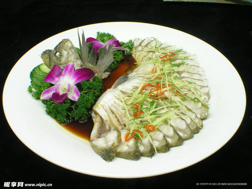 steamed fish chinese new year food. 13391954 PNG