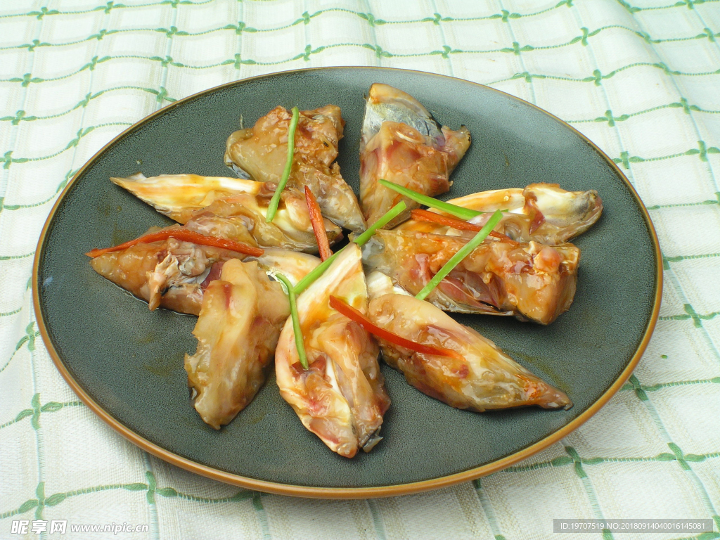 蒸鱼嘴