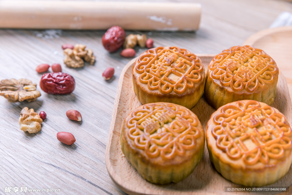 中秋广式月饼