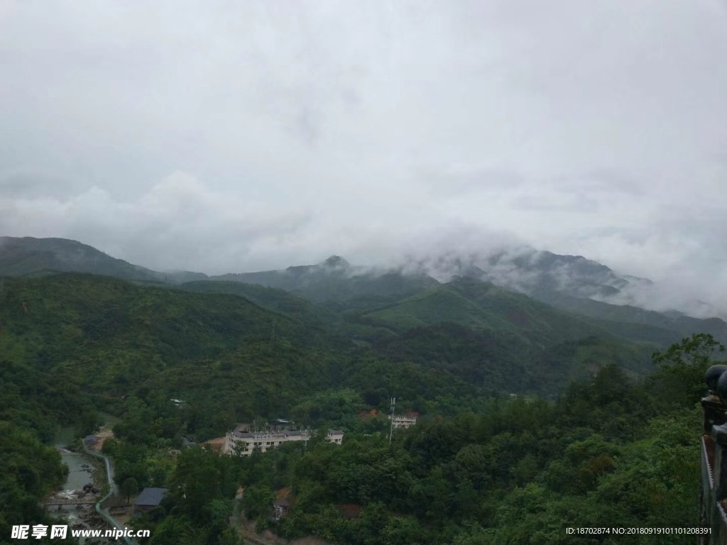 高山云海
