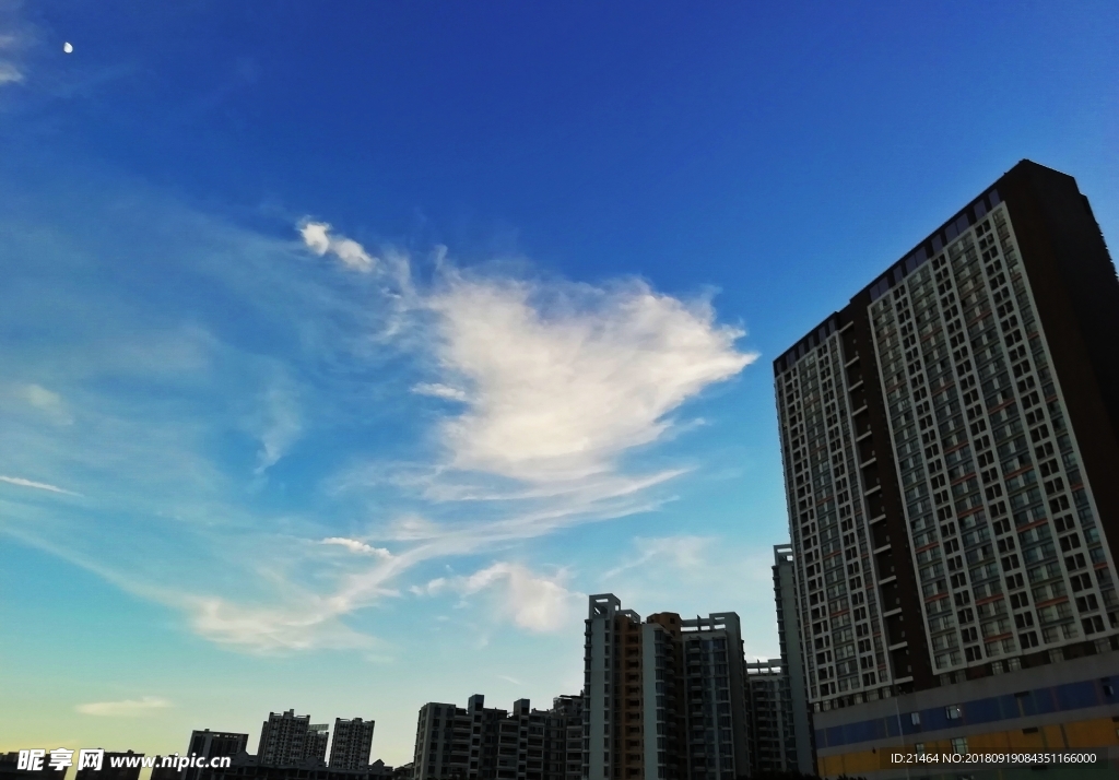 蓝天白云