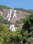 山顶流水