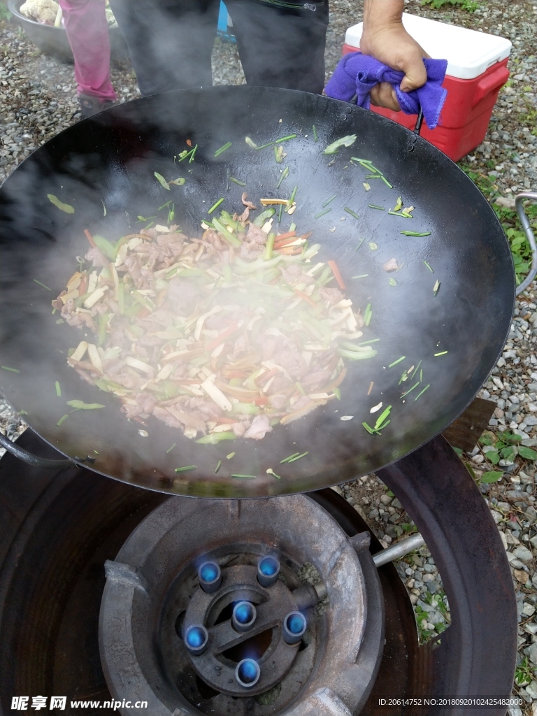 芹菜炒肉丝