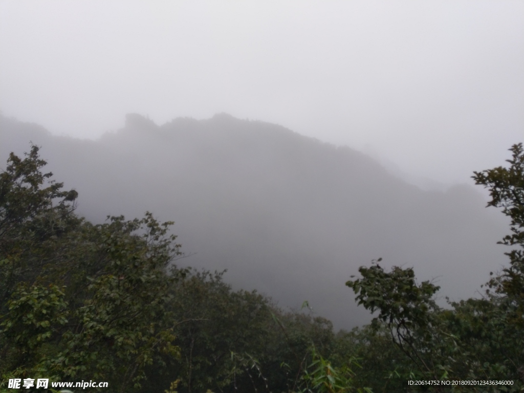 壮丽的高山风景