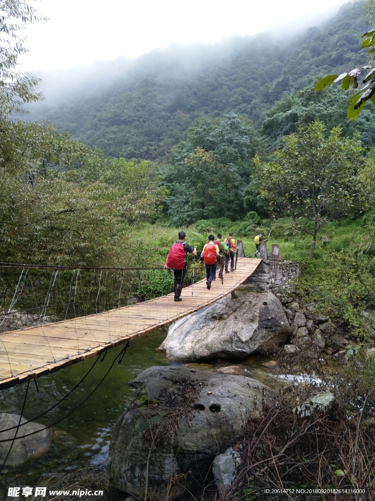 深山里的风景