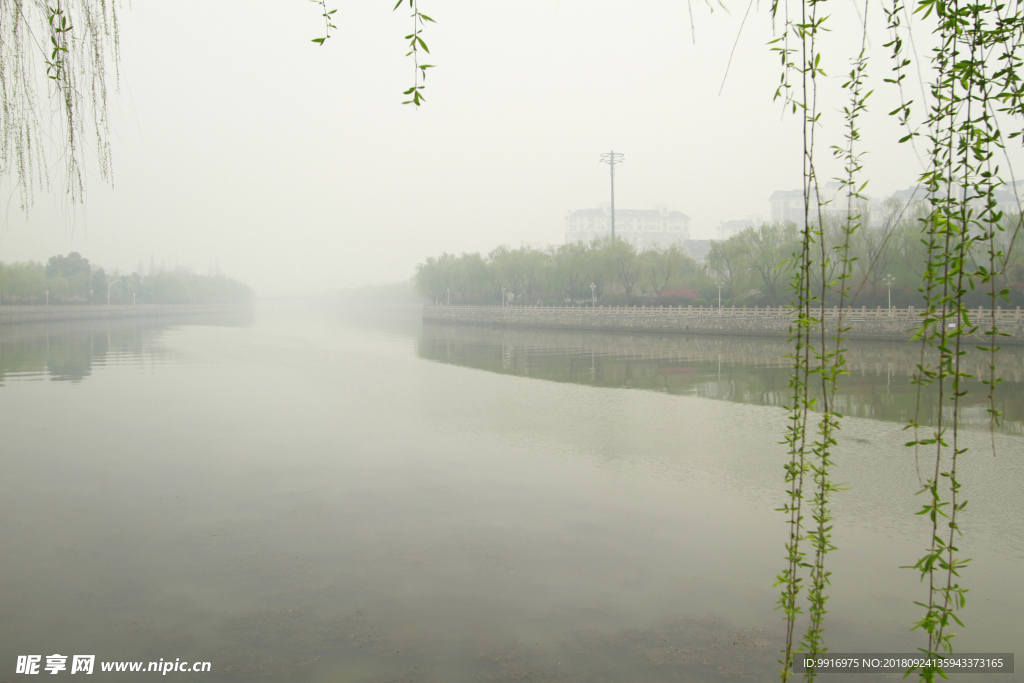 古运河烟雨