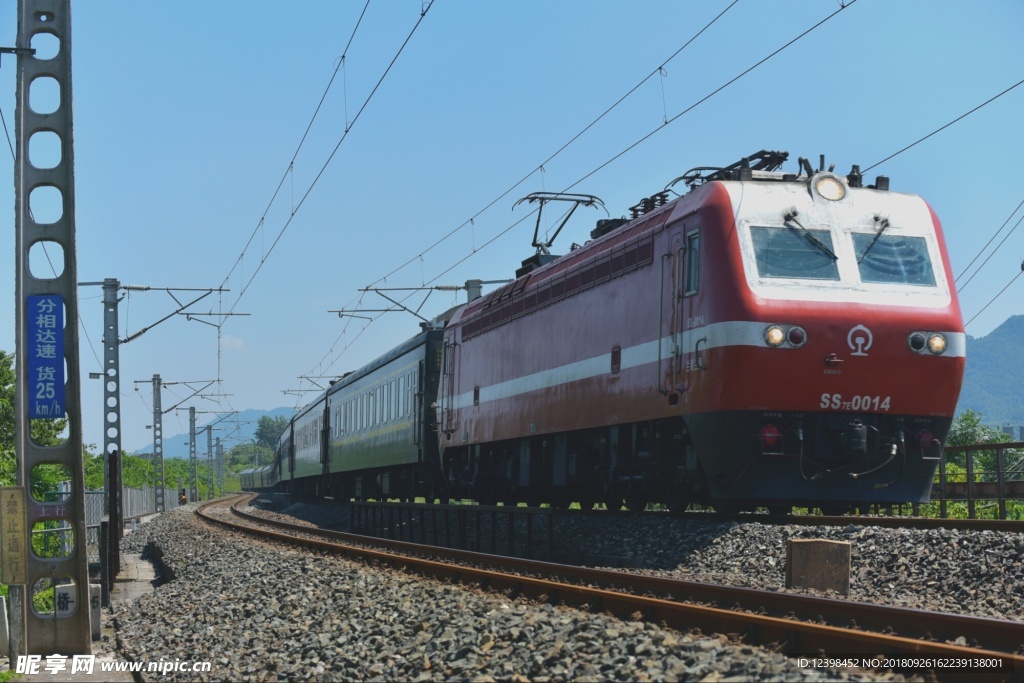 旅客列车