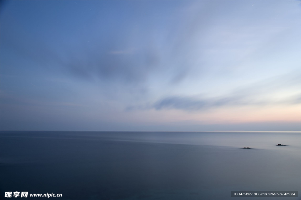 天空 开阔 海  江岸  水