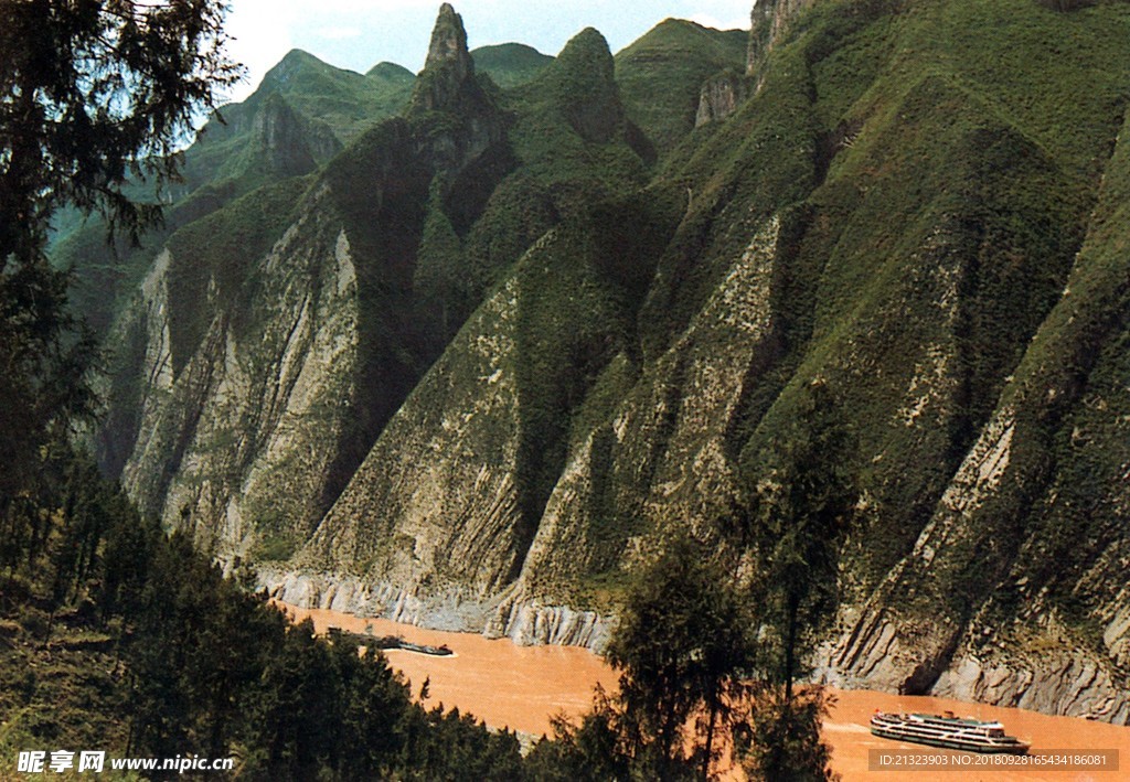 山江一美