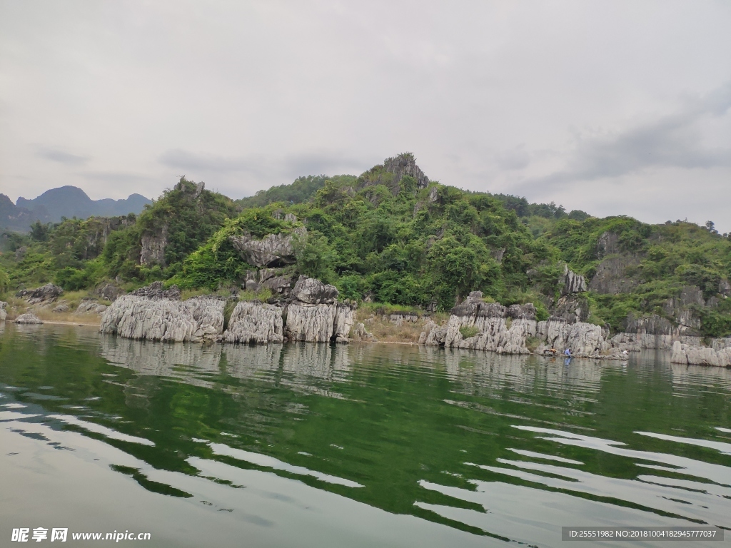 岸边美景