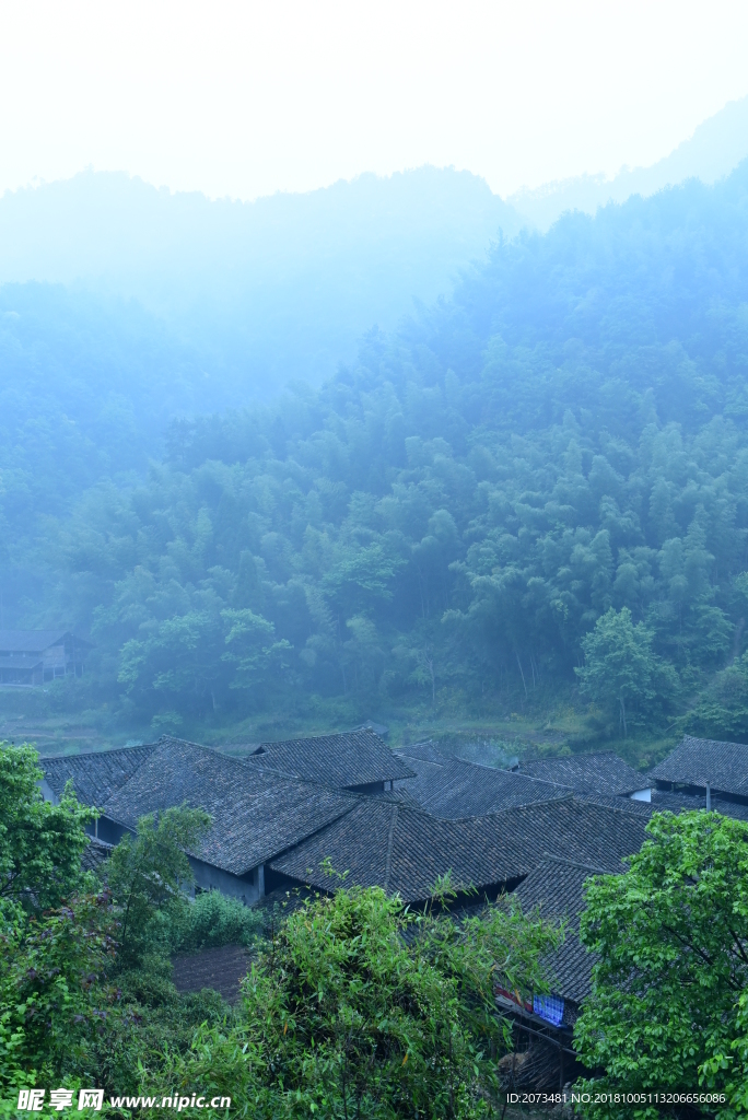 楠溪江岩龙村