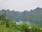 湖中峰