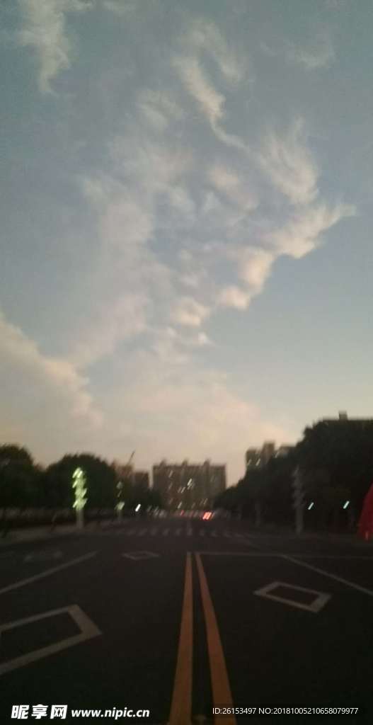 天空