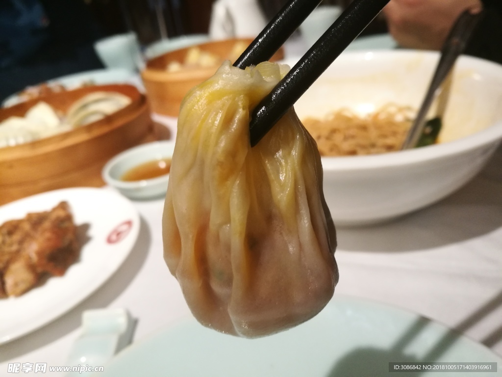 德雨轩-传统鲜肉小笼包