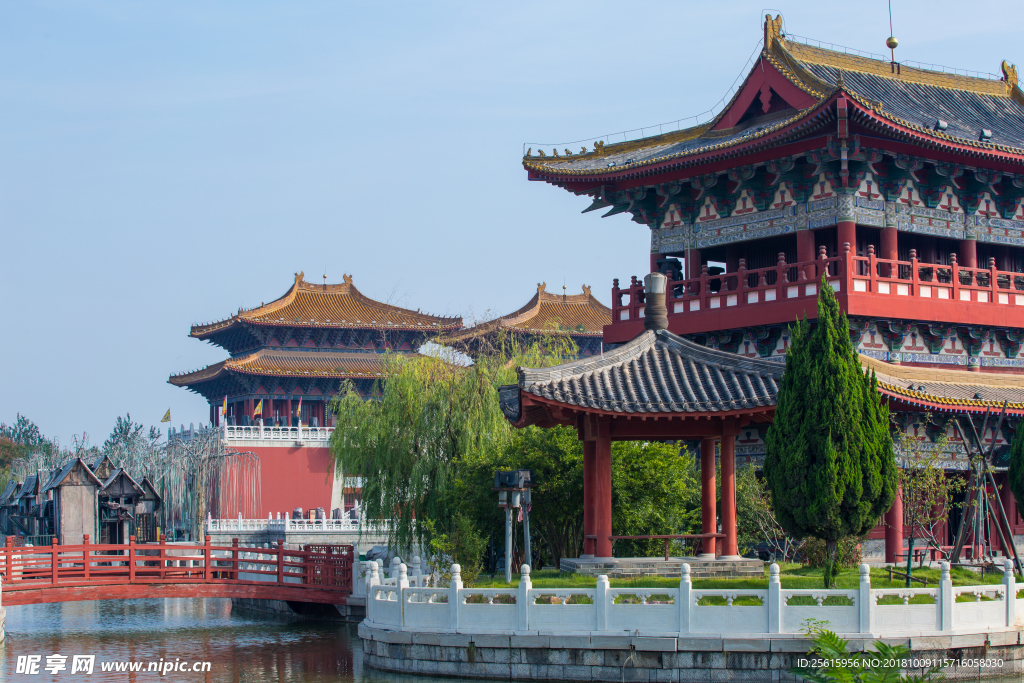 清明上河园