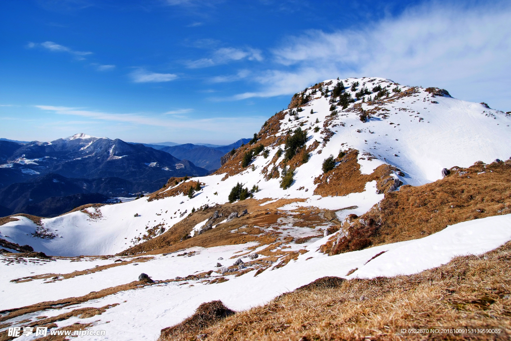 高山雪景 山峰雪景 山脉雪景