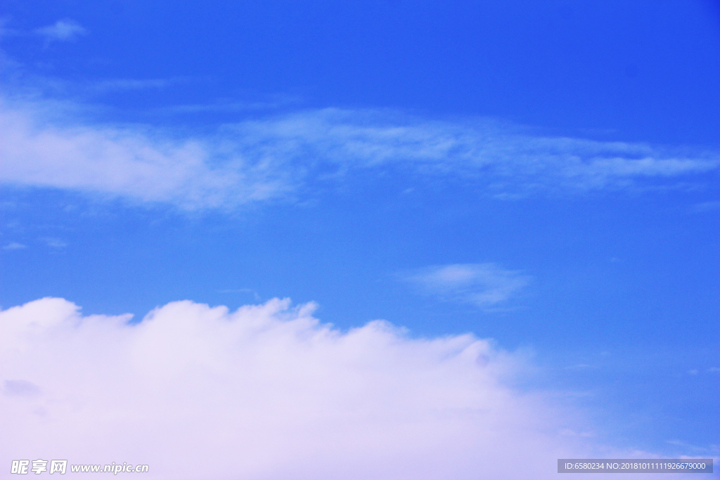 蓝天白云