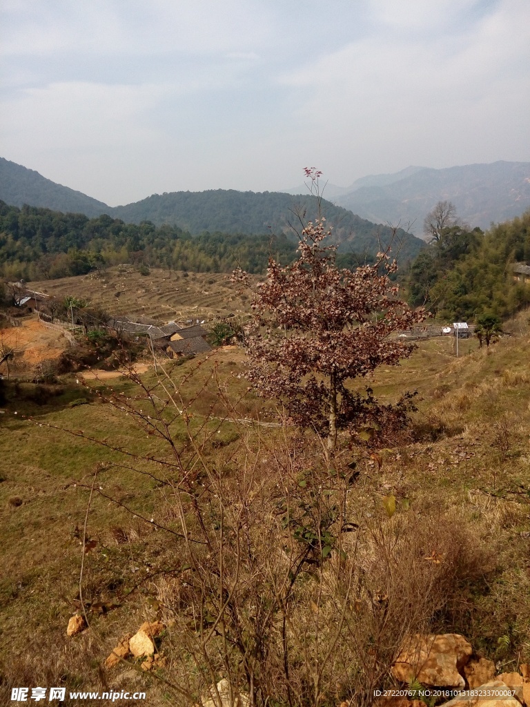 冬季农村山景