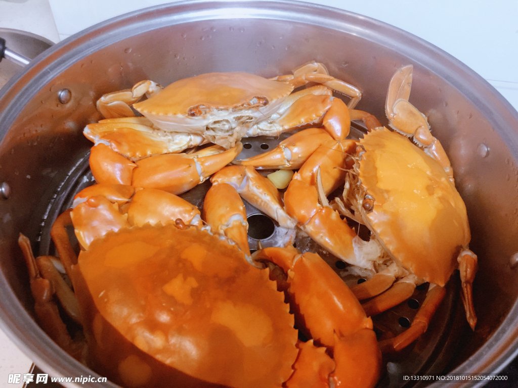 煮熟的螃蟹