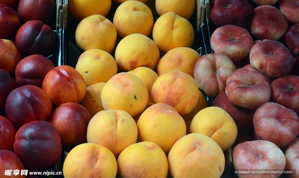 水果市场桃子图片
