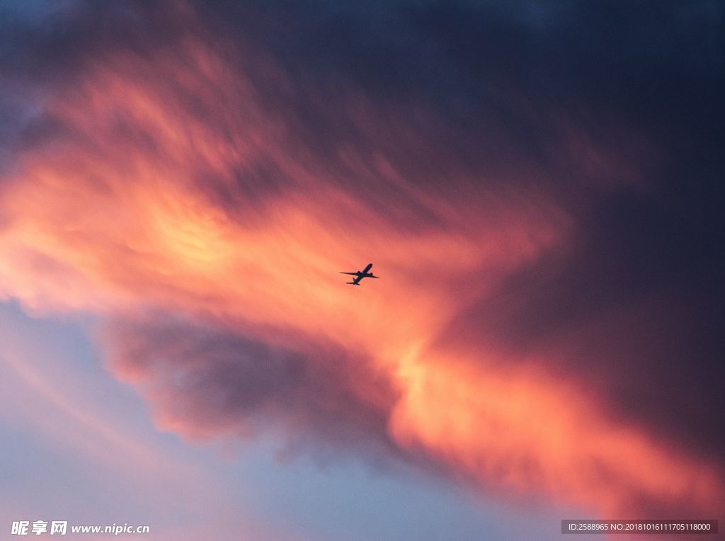 天空 唯美夕阳 云层   云朵