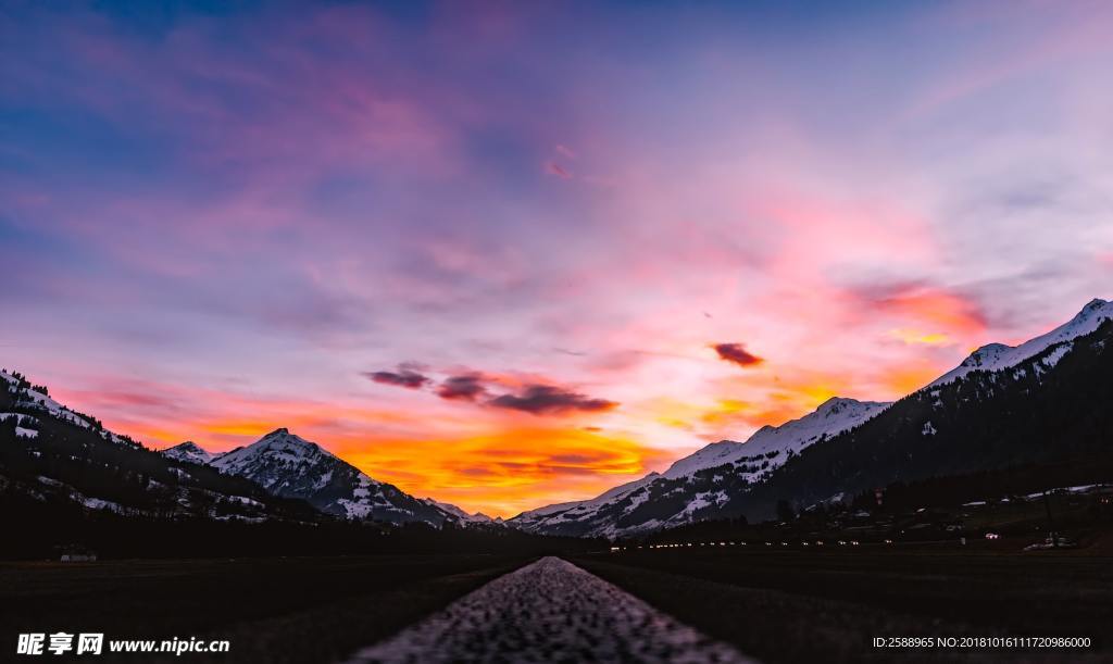 天空 唯美夕阳 云层   云朵