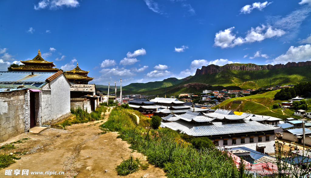 青山村落