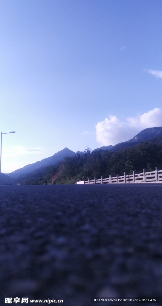 泰山山间
