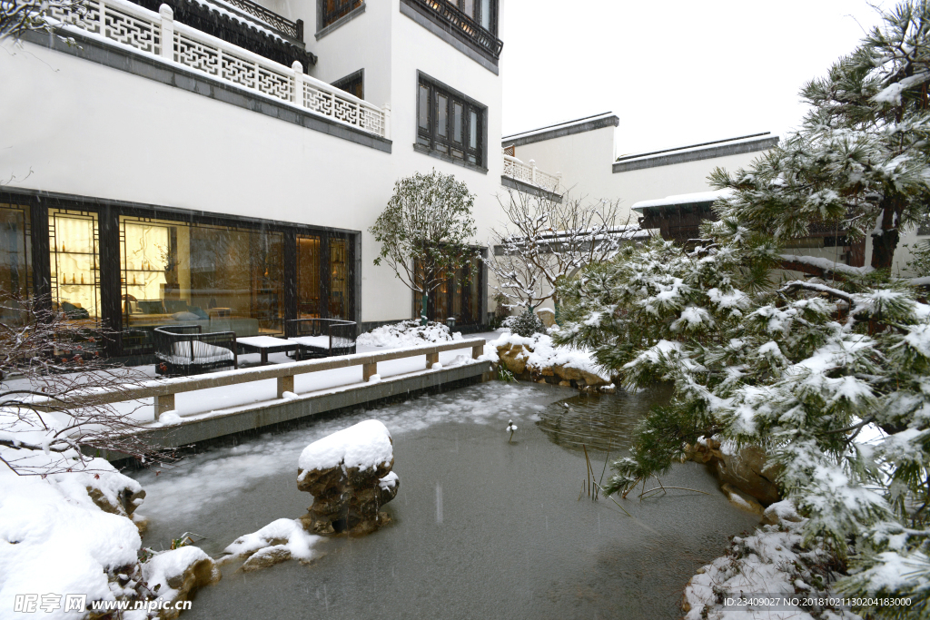 园林建筑雪景