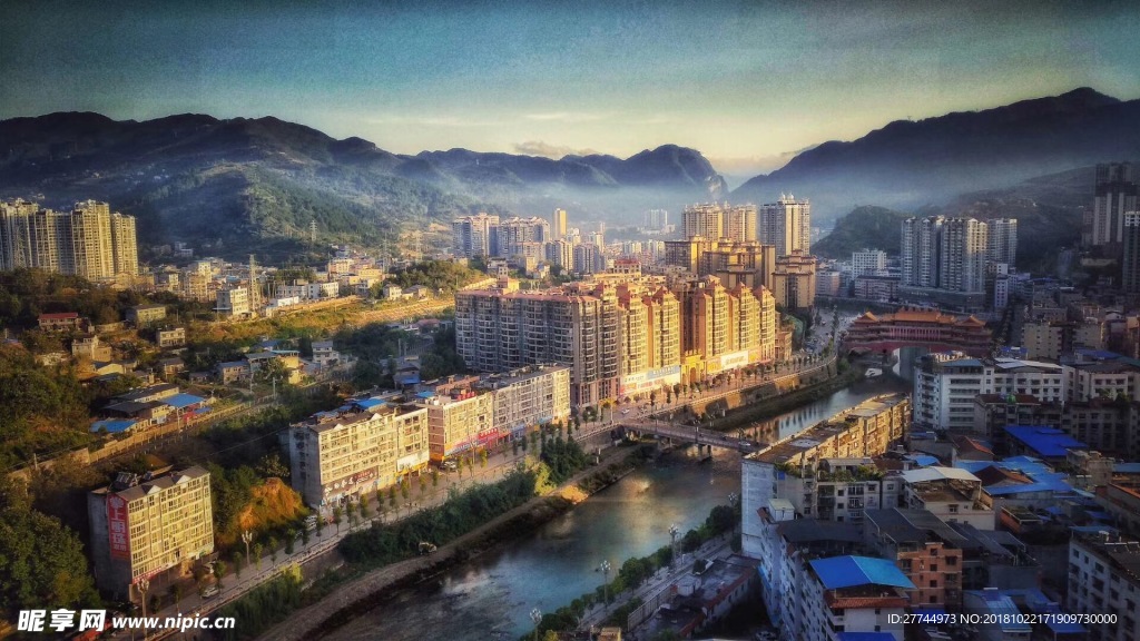 乡间小镇