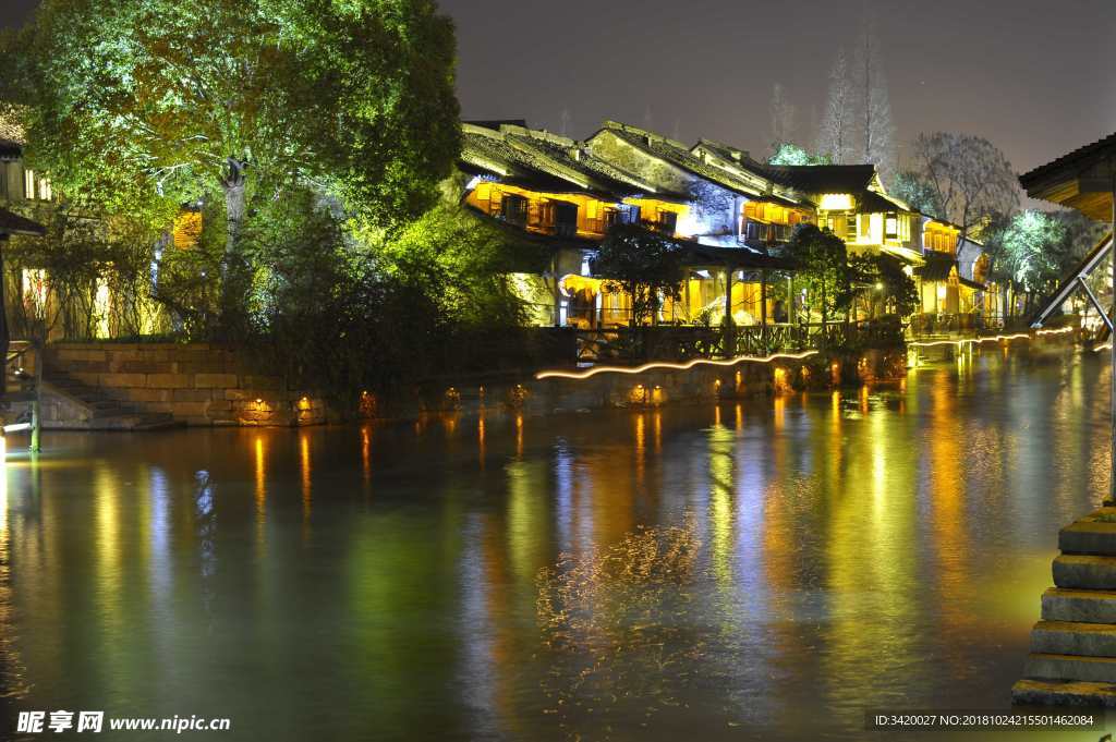 古镇夜景