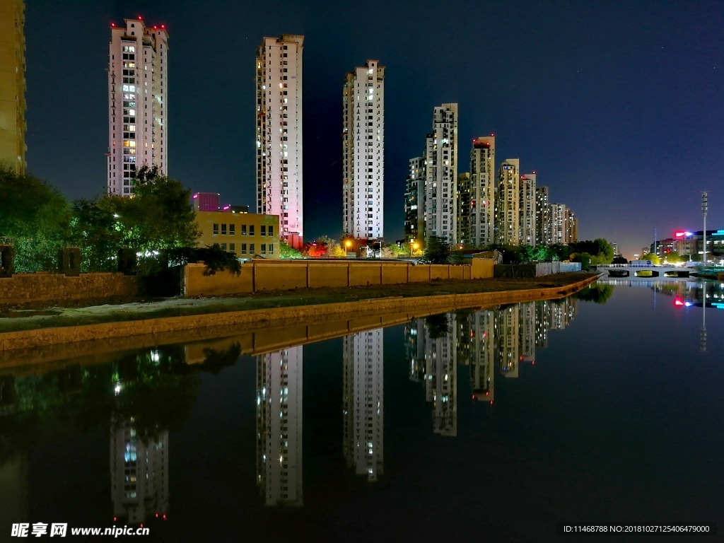 卫津河之夜