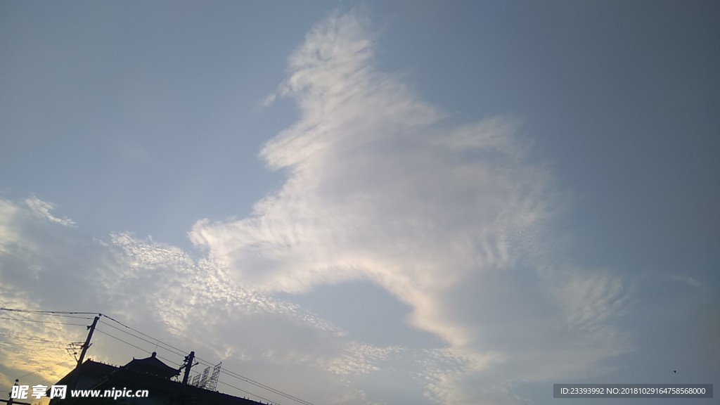 日落 蓝天 白云