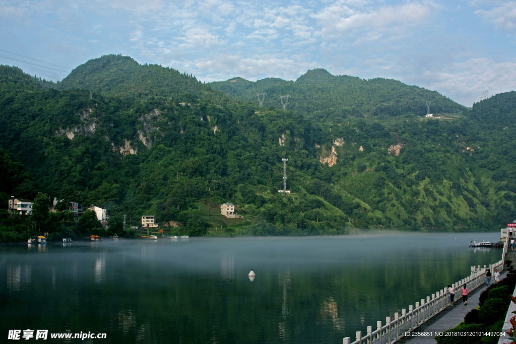 清江风景