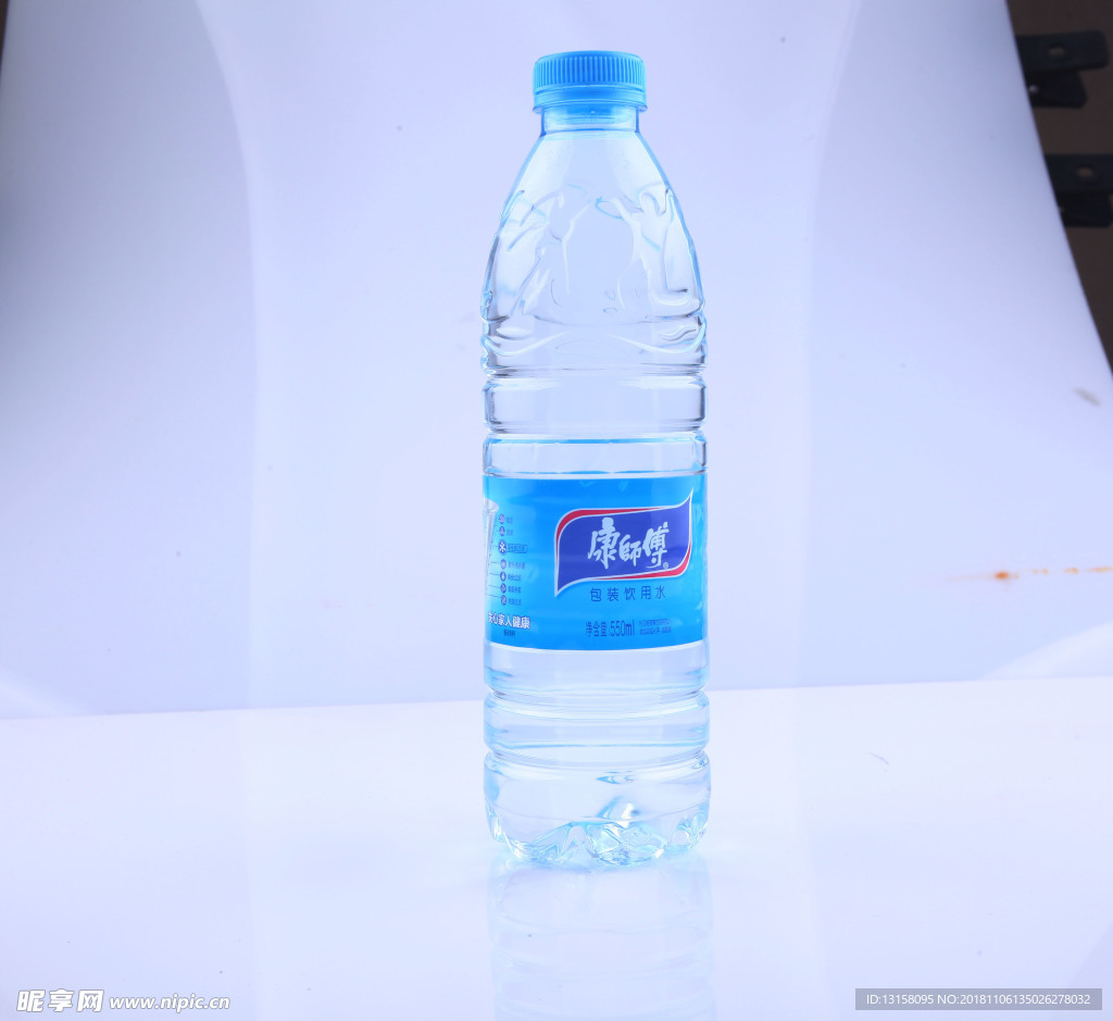 矿泉水
