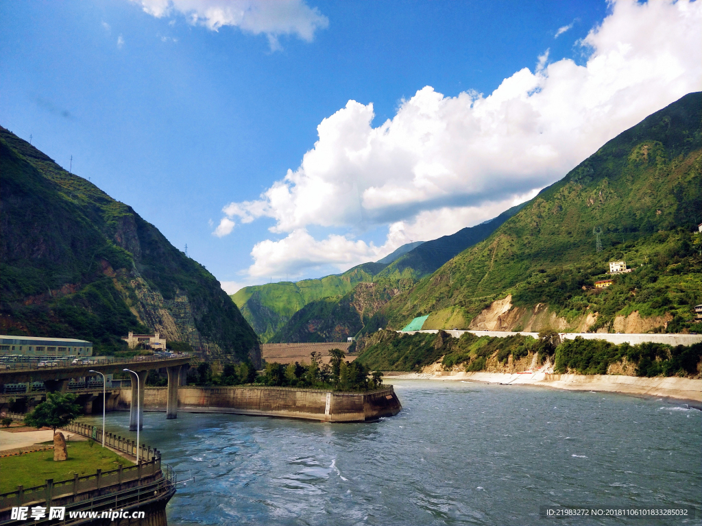 蓝天白云 川西高原 山水风景