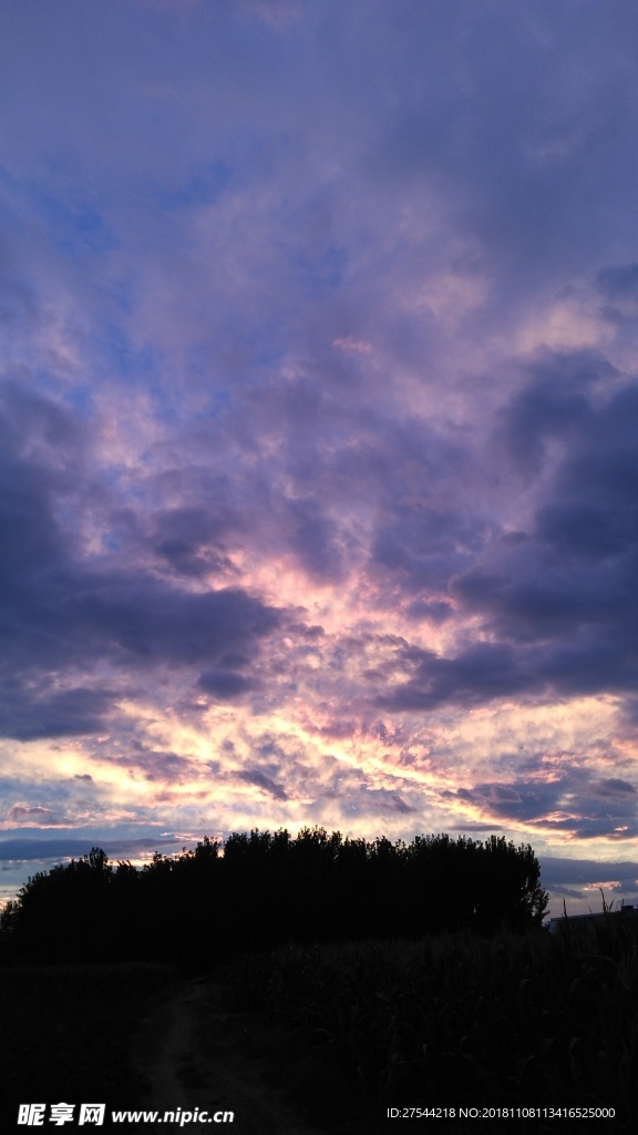 天空