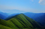山峦叠翠
