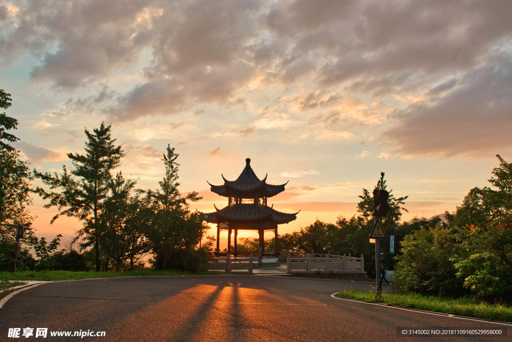 湖州 夕阳  仁皇山 旅游