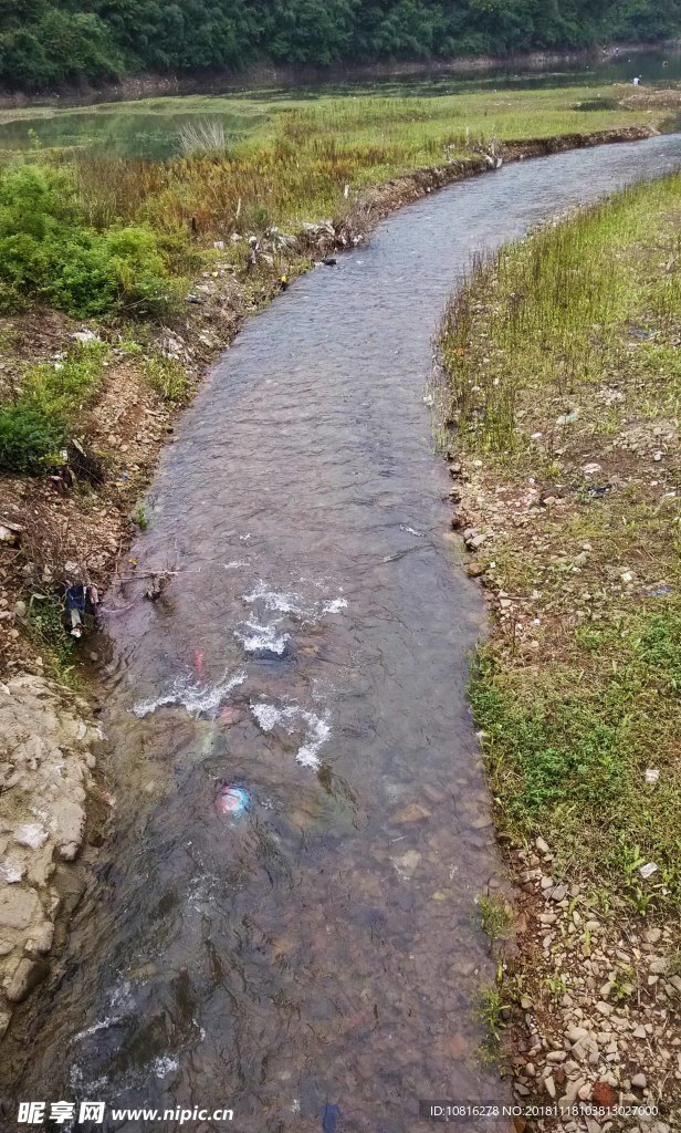 水库入水口