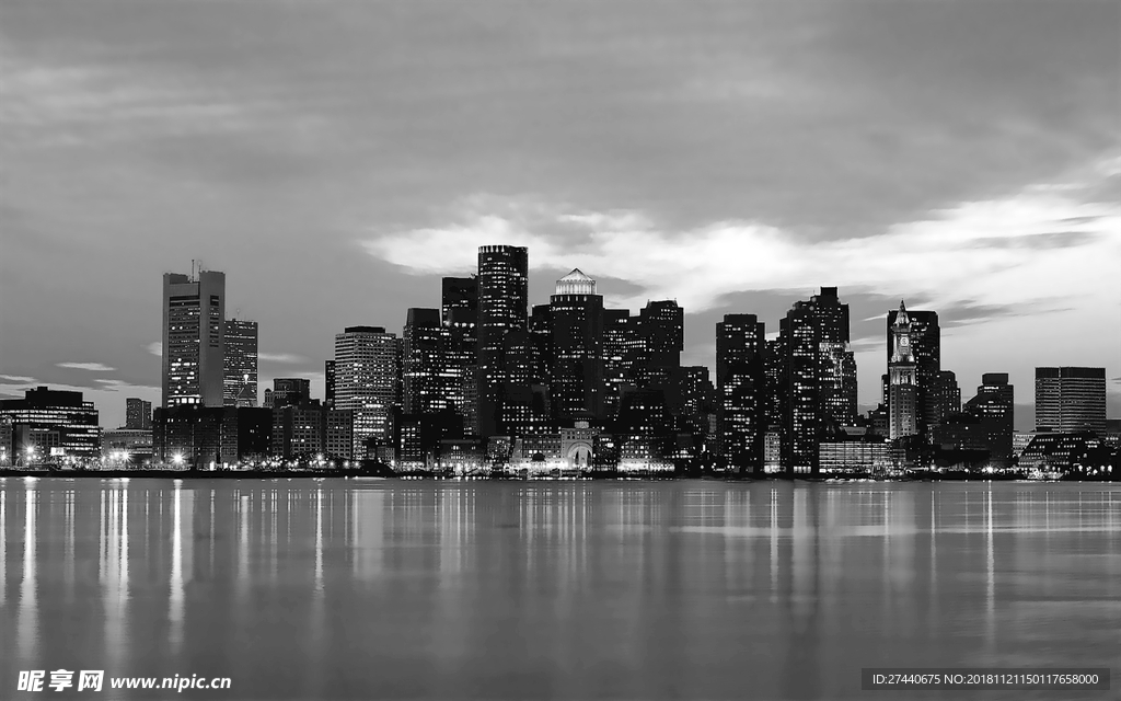 黑白艺术海滩夜景图片
