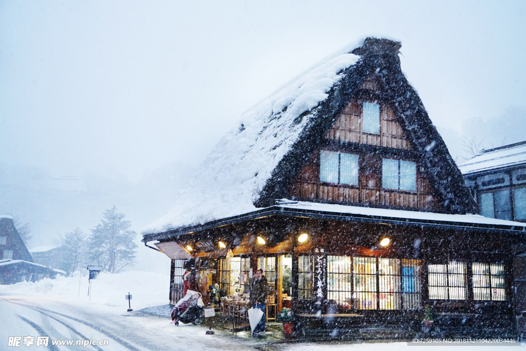 日本白川乡雪景