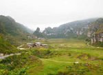 绿色的山野风景图片