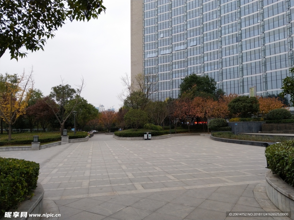 城市广场风景