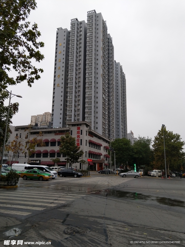 城市高楼大厦