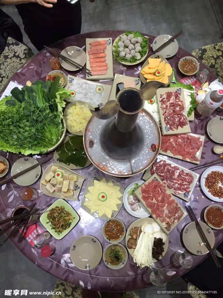 中式大餐火锅