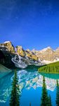 雪山湖水风景图片